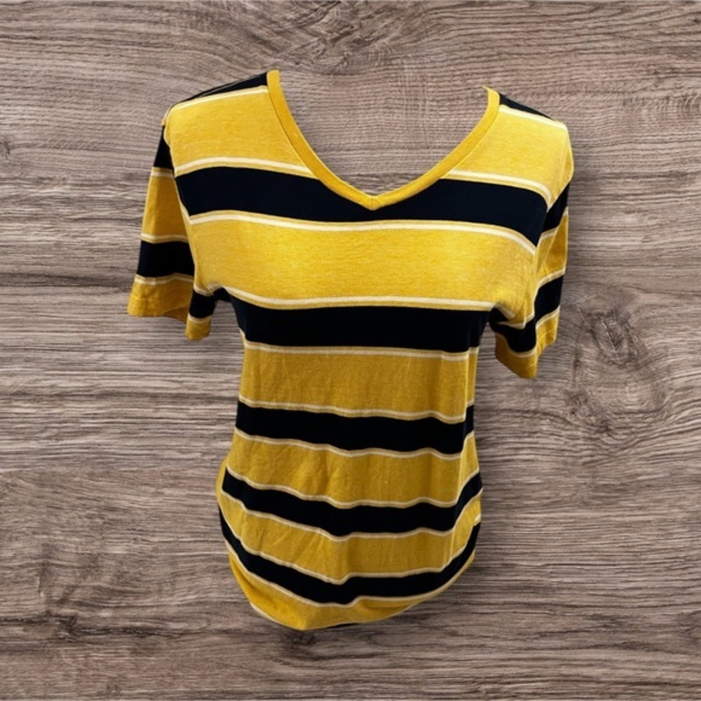 Old Navy Yellow and Black Fitted Short Sleeve T-Shirt